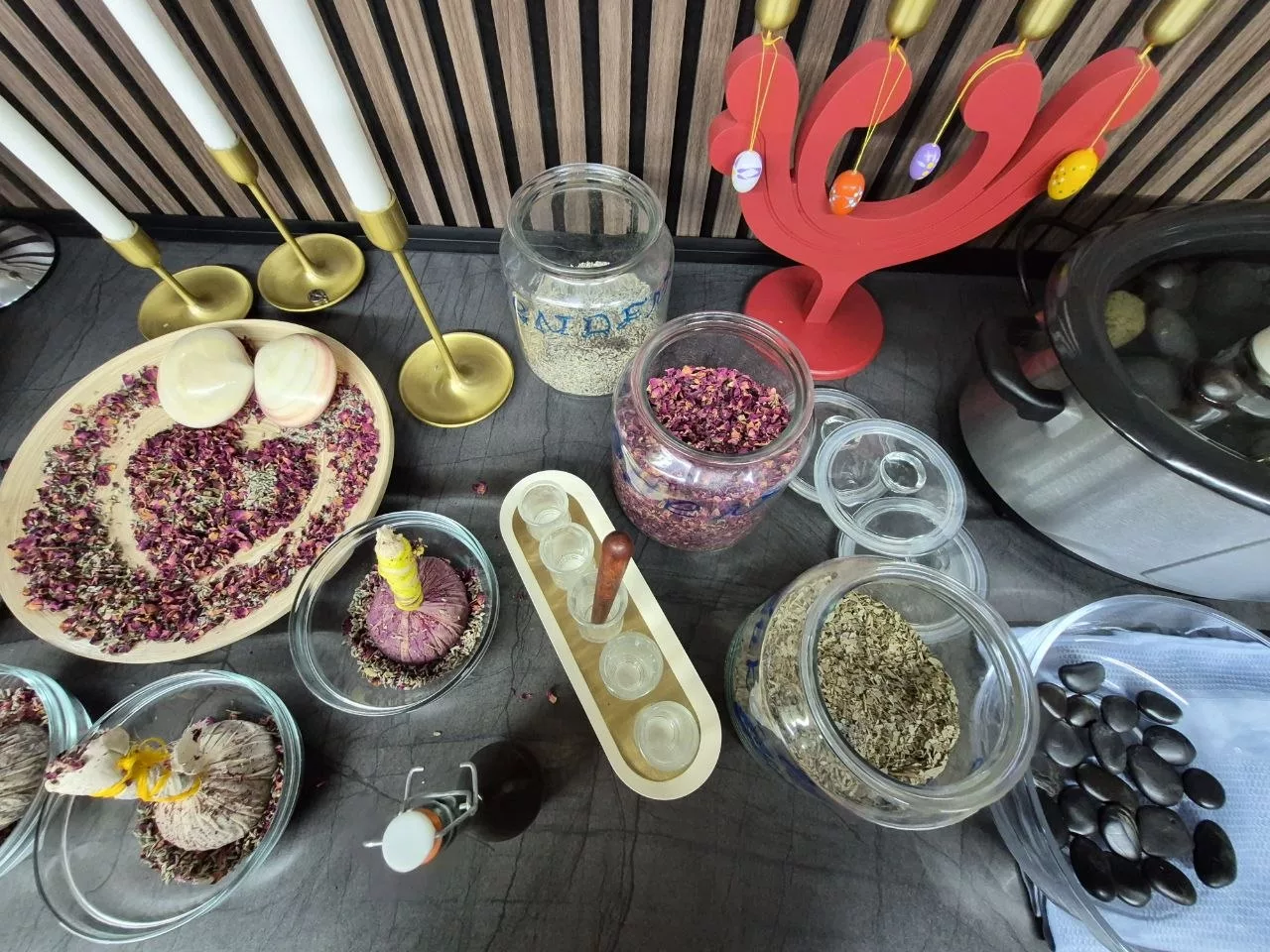 Studio detail — Universal Professional GmbH — gallery-interior-17