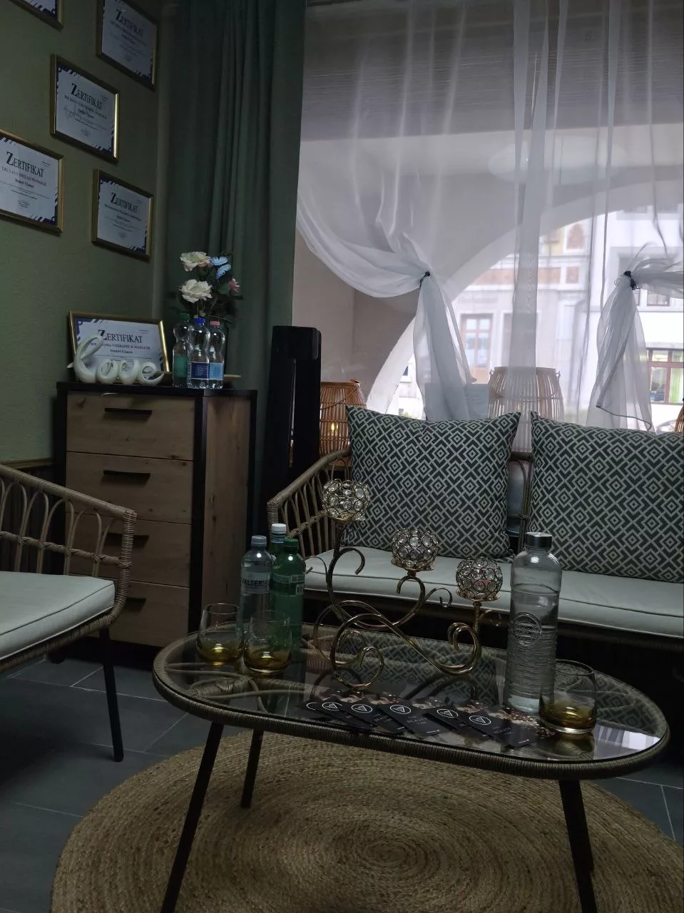 Wellness treatment room with equipment — Universal Professional GmbH Büren an der Aare — gallery-marketing-01